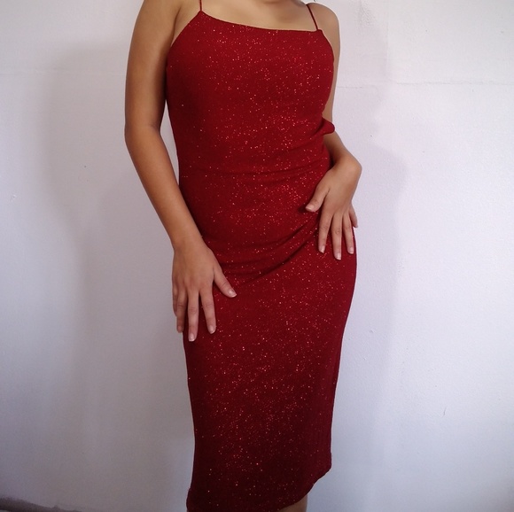 Dresses & Skirts - Red Glittery Dress ❤️